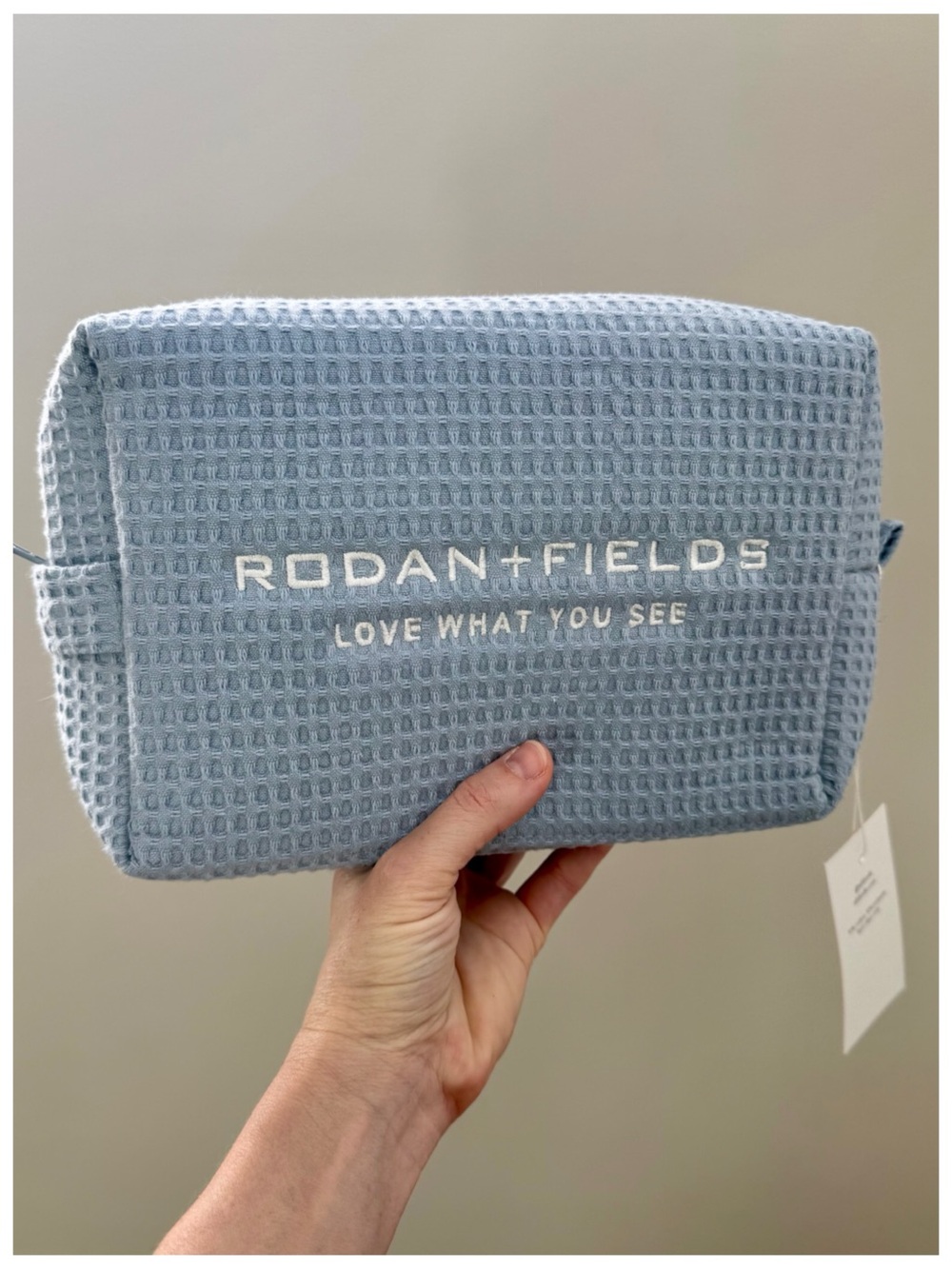 ABBODE R&F Waffle Knit Periwinkle Blue Cotton Cosmetic Bag, Large Zip-Around - Picture 10 of 17
